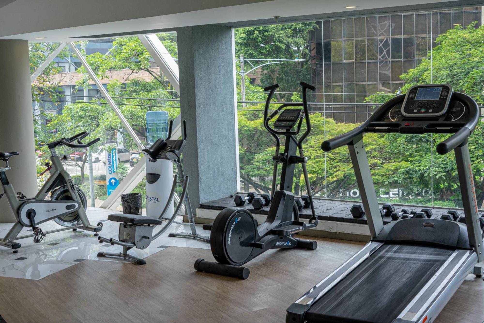 V Grand Hotel, A Member Of Radisson Individuals Medellín Exteriör bild