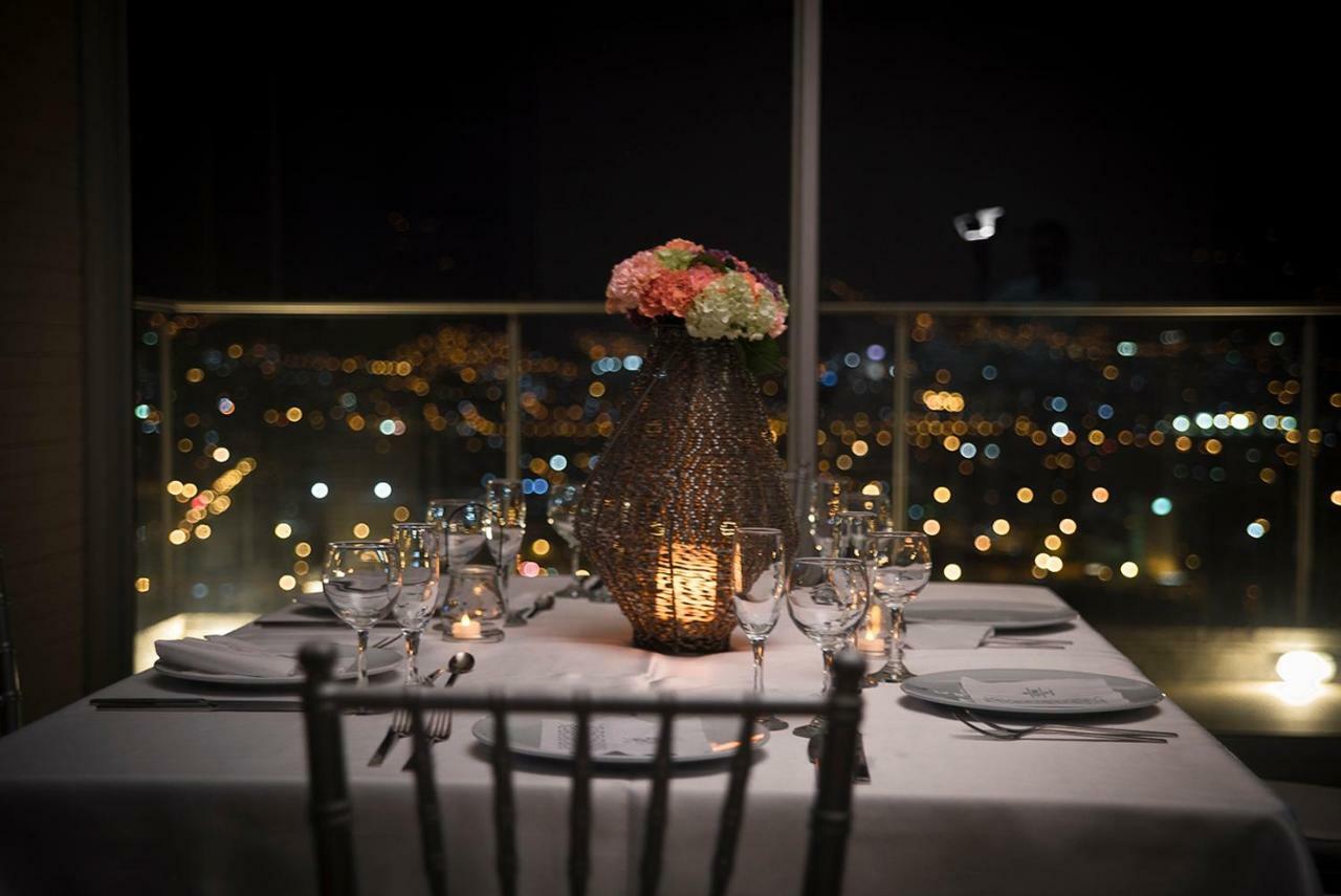 V Grand Hotel, A Member Of Radisson Individuals Medellín Exteriör bild